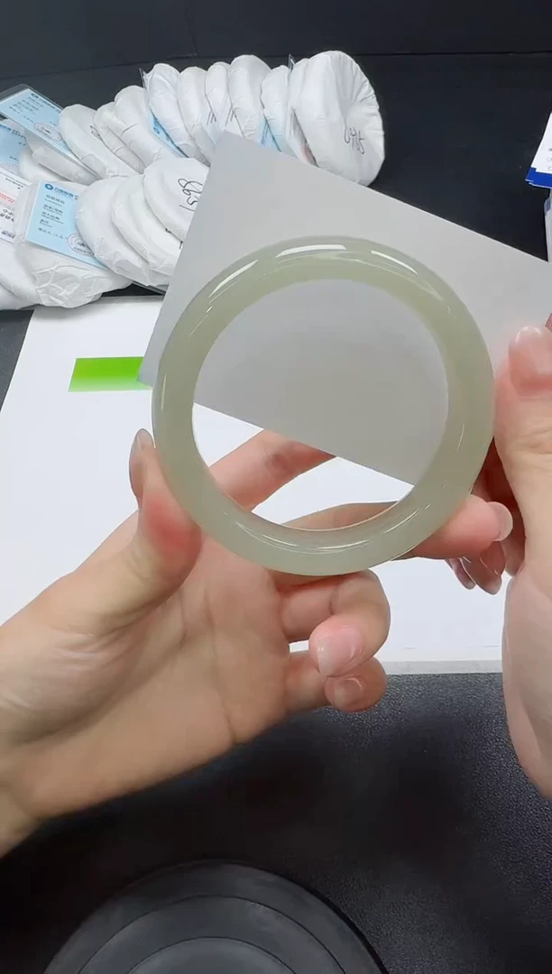 石英质玉手镯未镶嵌023-5758
