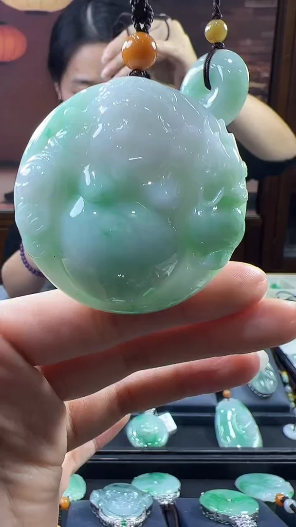 未镶嵌挂件翡翠财神