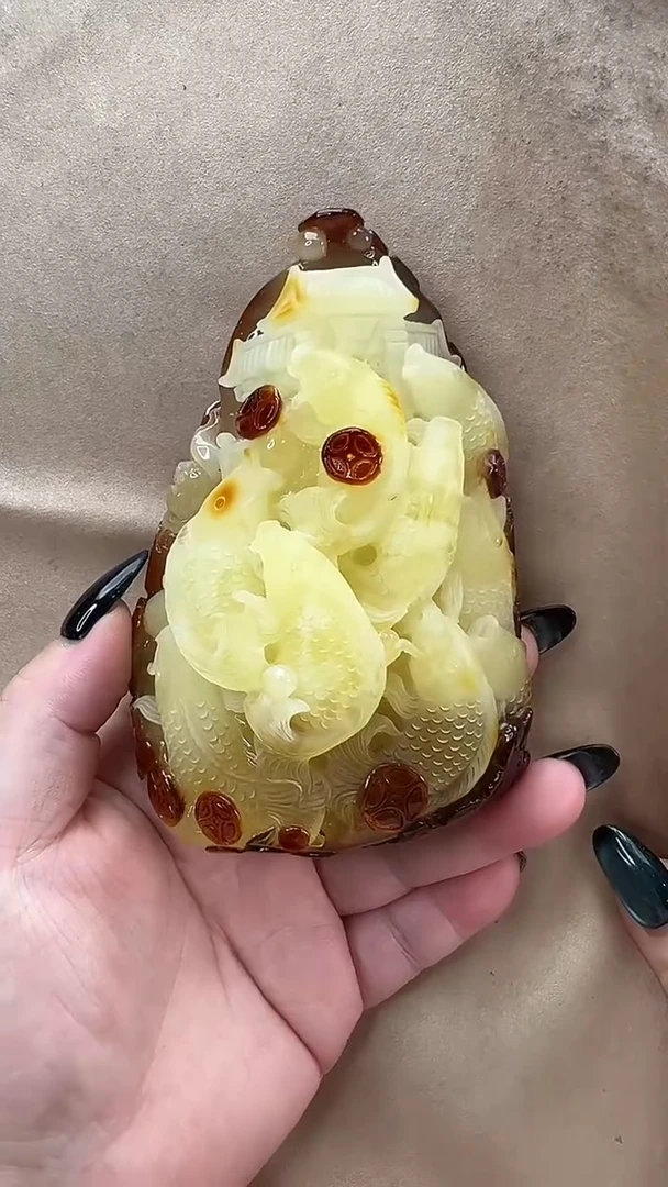 琥珀颈饰未镶嵌吊坠