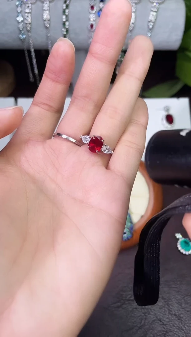 合金合成钻石红宝戒指