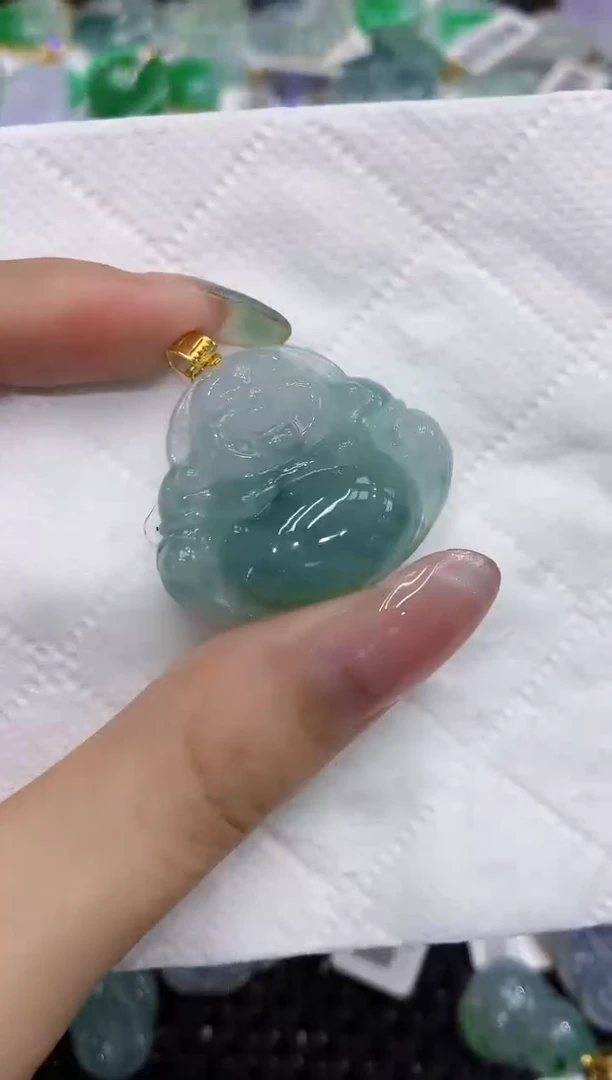 翡翠18K金镶嵌颈饰111111111111