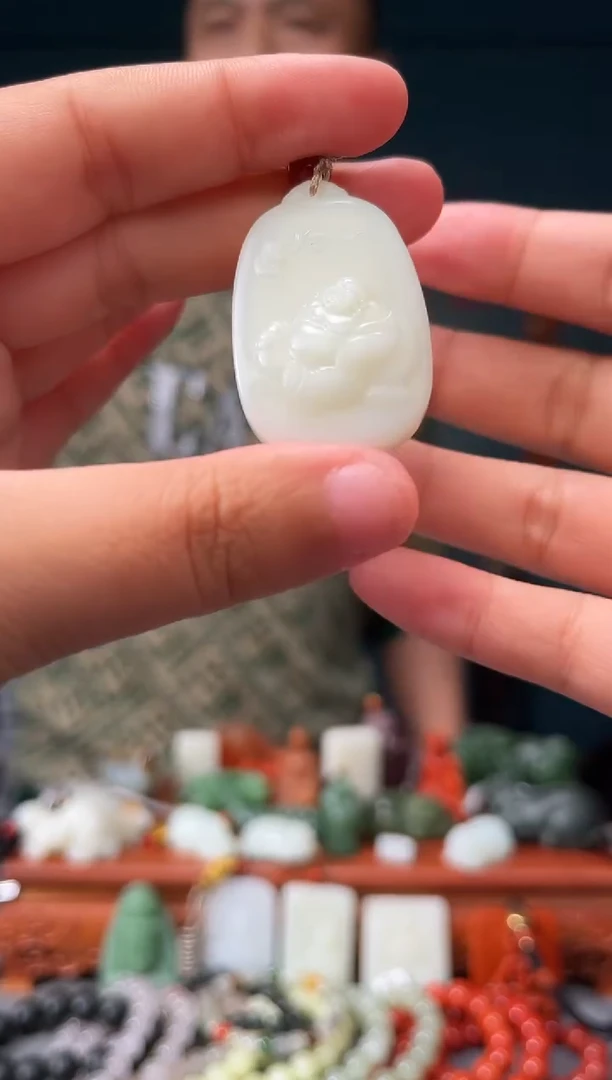 【闪购商品】和田玉未镶嵌颈饰吊坠