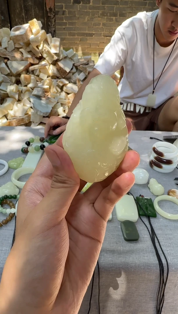 背*强未镶嵌时尚百搭男女