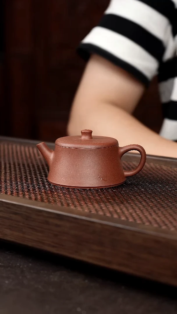 茶壶紫砂底槽清云筑【带矿标证书】