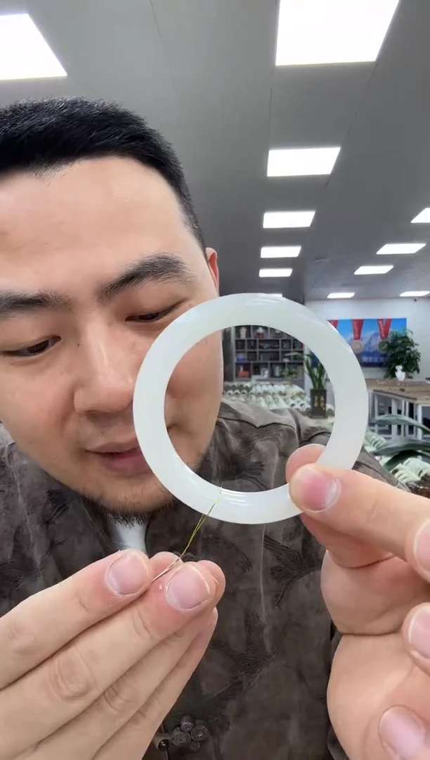 【闪购商品】和田玉手镯未镶嵌55-56  930