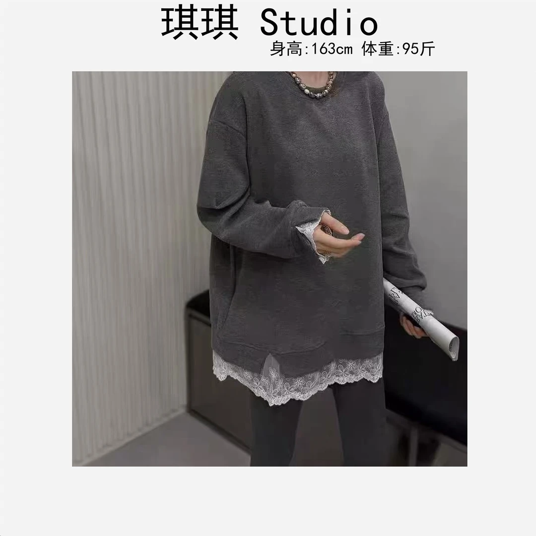 冬季新款双面绒圆领气质时尚下摆拼接白色蕾丝花边宽松减龄上衣-C