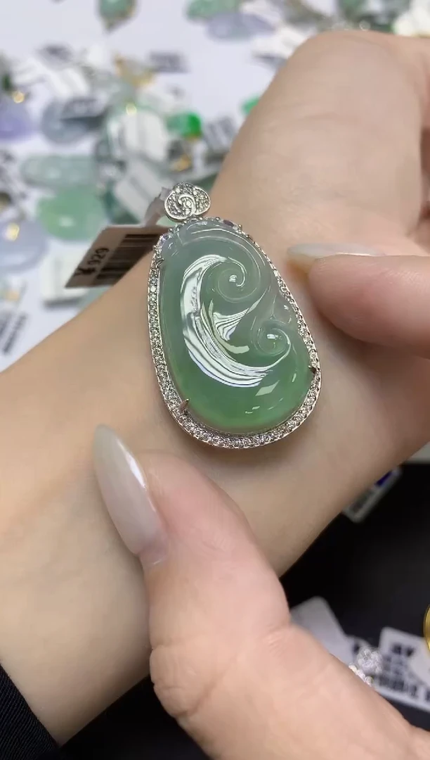 颈饰未镶嵌翡翠天然缅甸翡翠A货百元以上9元证书费自理