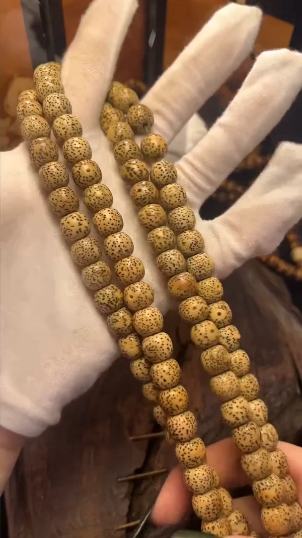 吊坠星月菩提精工级陈籽10*9桶珠长串