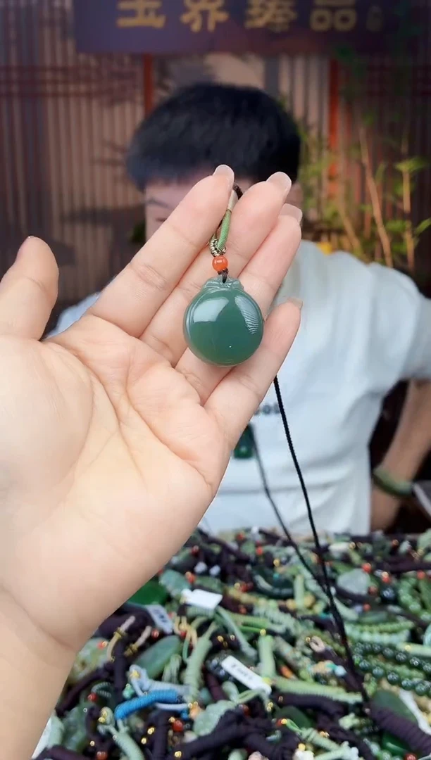 颈饰未镶嵌和田玉多样性发货拍一发一