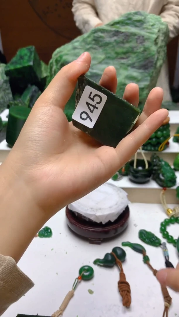 未镶嵌和田玉（碧玉）珠宝半成品伟1