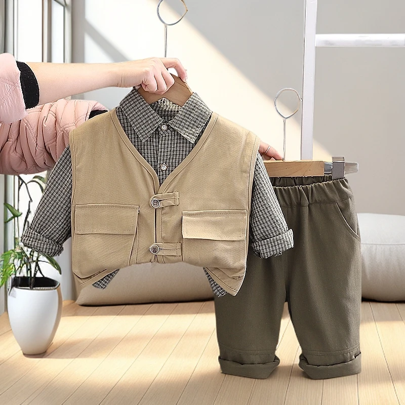 【三件套】2025春装上新中小童森系风格衬衣马甲工装裤高品质童装潮