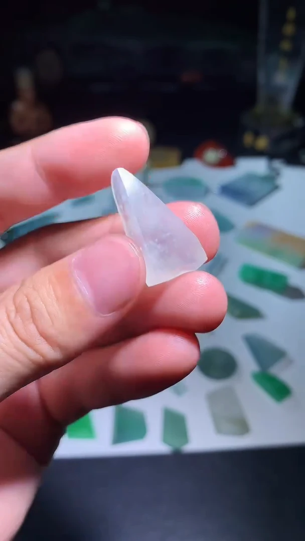 未镶嵌定制翡翠 包工27.7-14.4-8.4