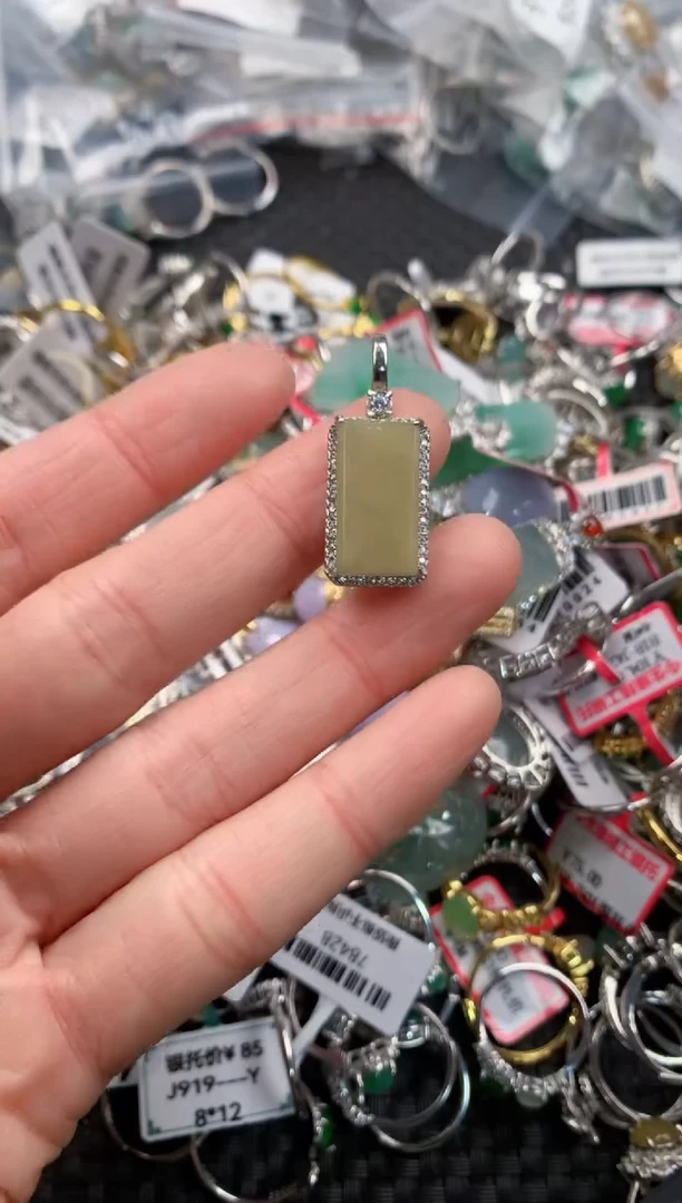 银S925镶嵌戒指翡翠1                          1