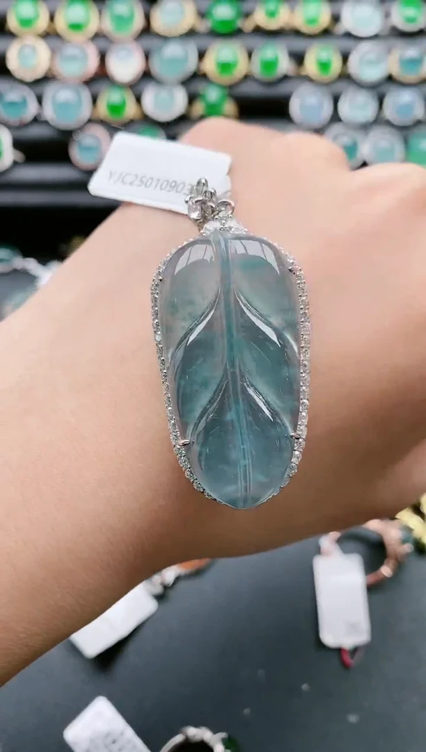【闪购商品】翡翠戒指银S925镶嵌111111