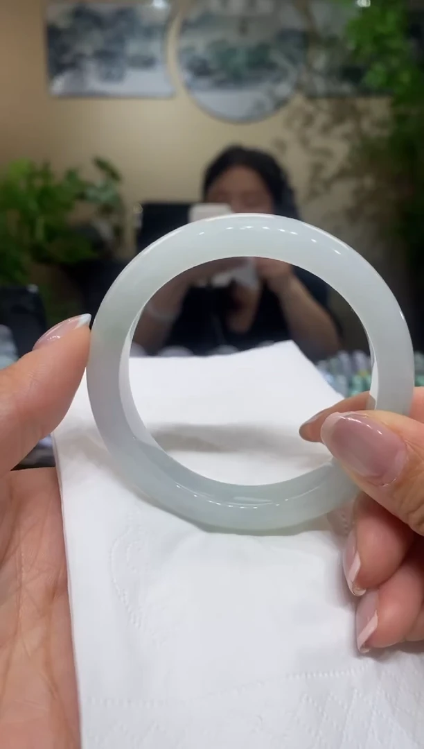 【闪购商品】翡翠手镯未镶嵌翡翠