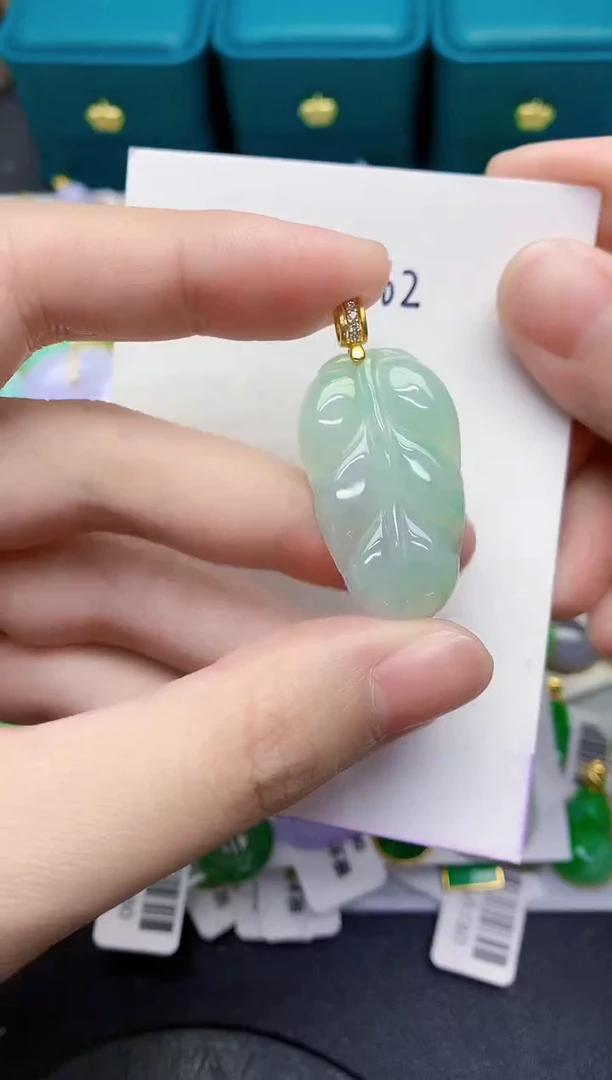 颈饰未镶嵌翡翠天然翡翠缅甸A货