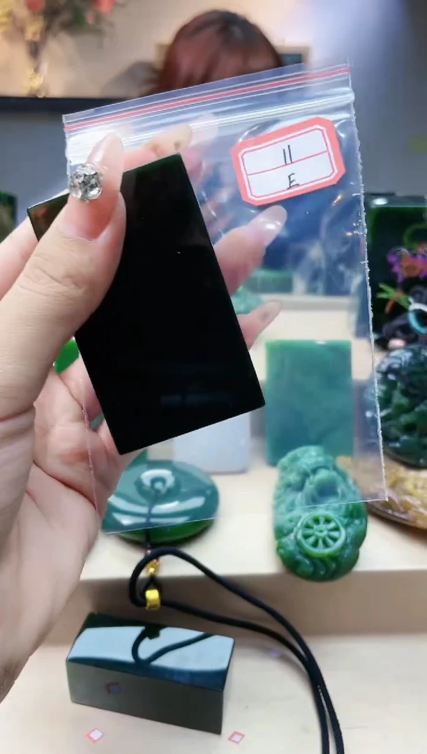 和田玉未镶嵌挂件1