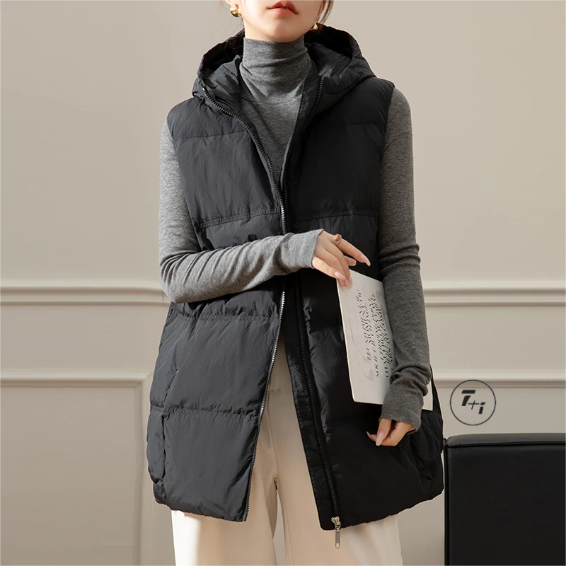 戚加依2025新款女士长款连帽羽绒马甲7241802