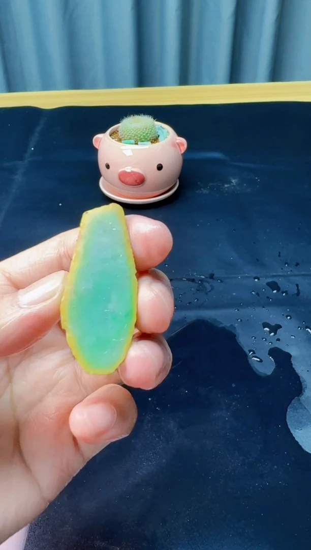 翡翠未镶嵌颈饰088天然缅甸A货翡翠