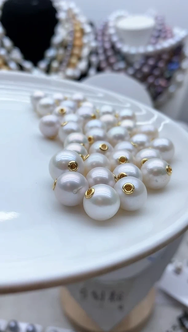 【闪购商品】淡水珍珠颈饰钛钢32