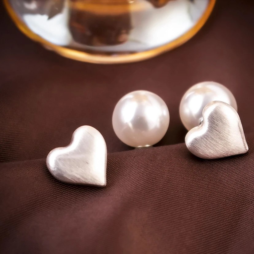 合金耳饰 D104爱心珠珠耳钉优雅925时尚小香风耳环小众气质高级感