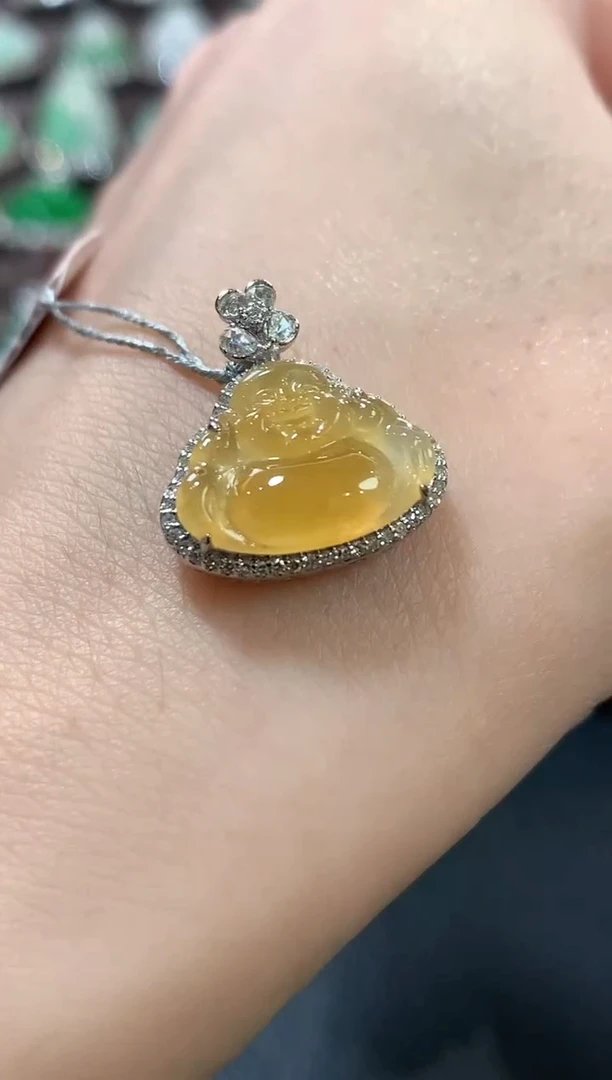 吊坠(不含链)18K金镶嵌翡翠a82