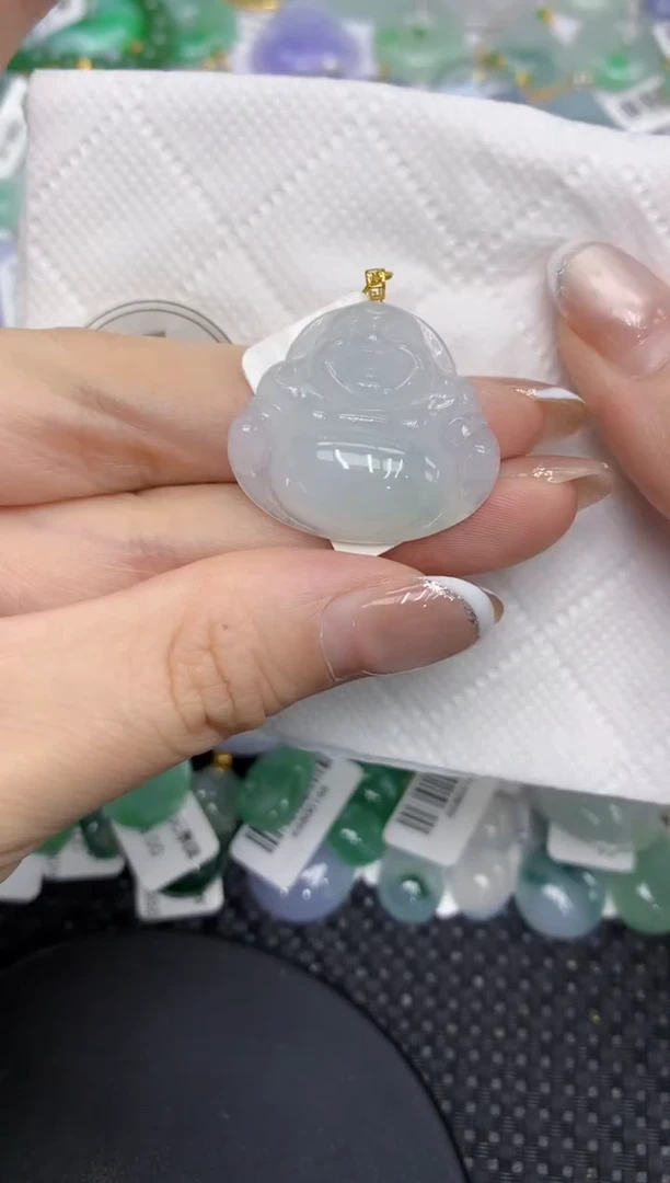 颈饰18K金镶嵌翡翠111111111