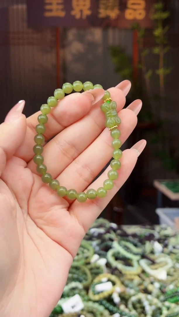 和田玉未镶嵌颈饰拍一发一