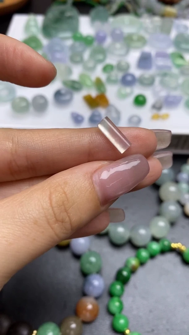 【闪购商品】定制翡翠未镶嵌翡翠毛货~