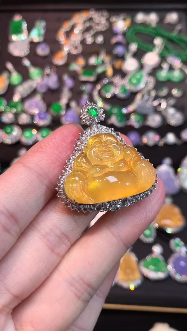 吊坠(赠链)18K金镶嵌翡翠高冰黄翡佛公吊坠