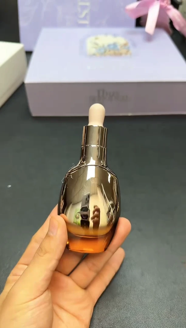 瓷片全新正品一件不留@@WR487
