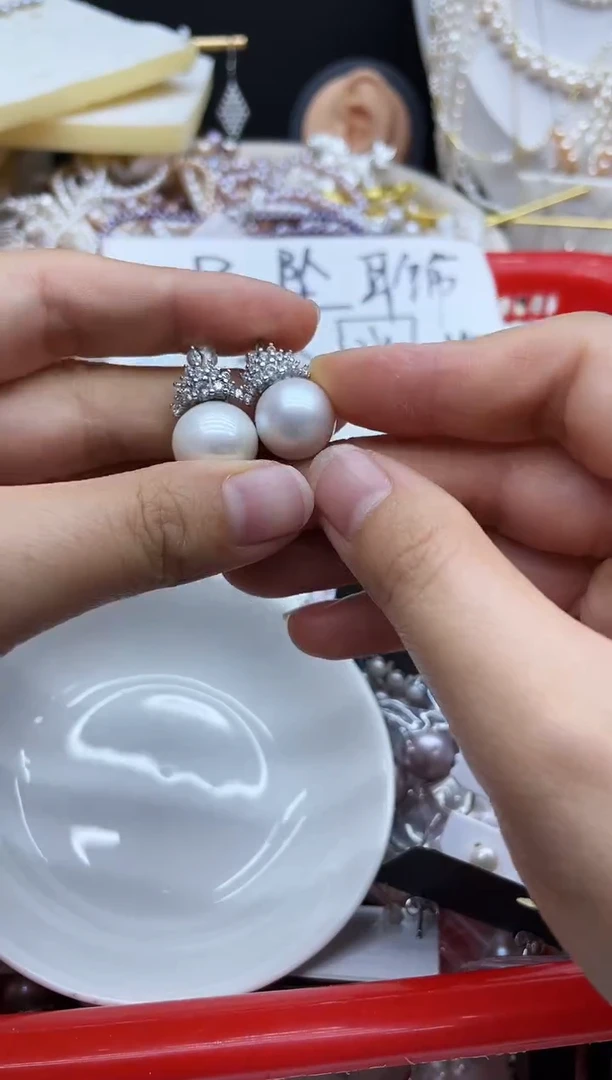 未镶嵌耳饰淡水珍珠耳钉多样性发其一