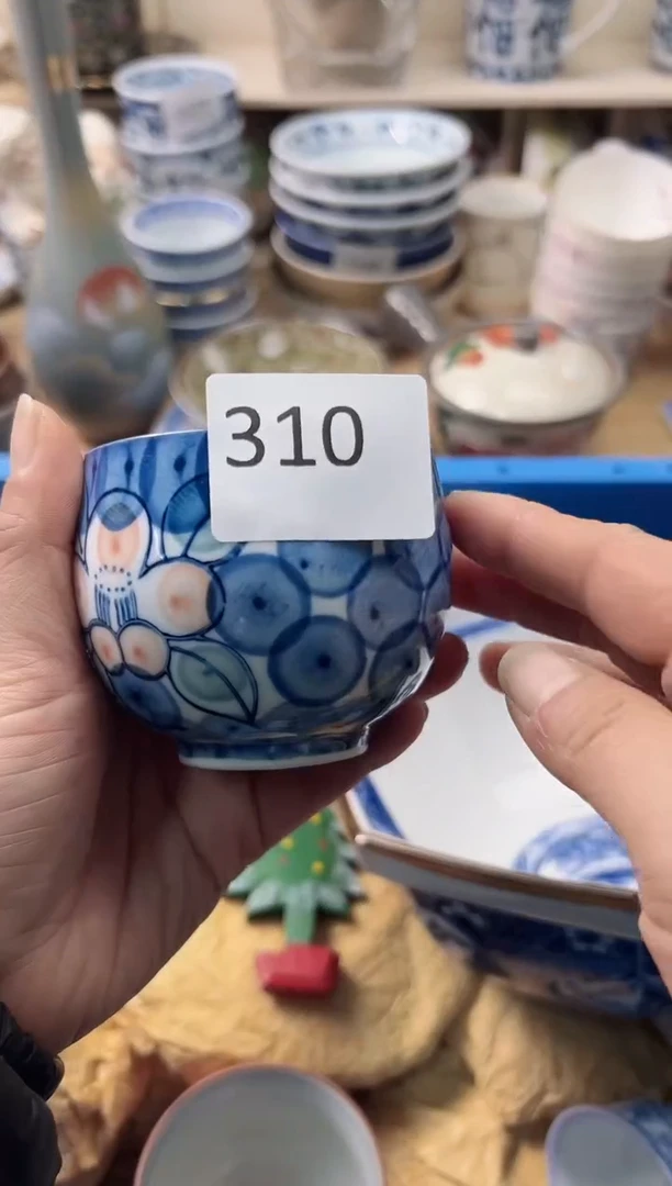 瓷片翡**鸥