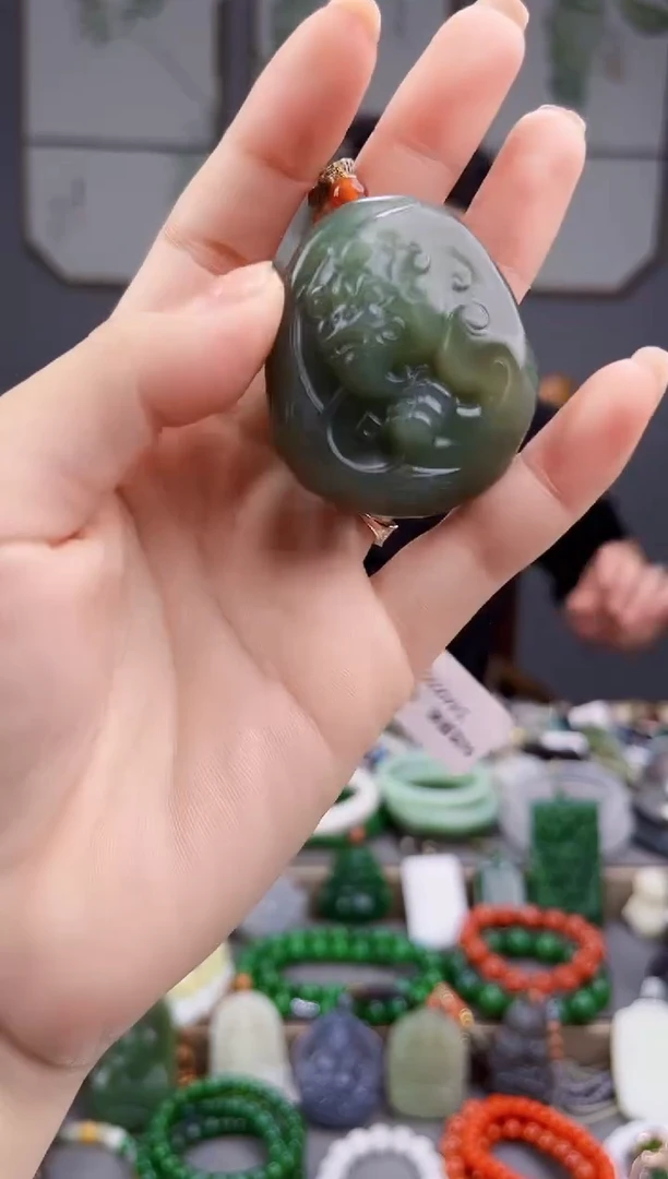 颈饰未镶嵌和田玉多样性发货拍一发一