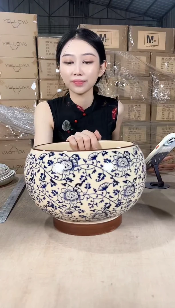 圆球青花瓷大号22x18