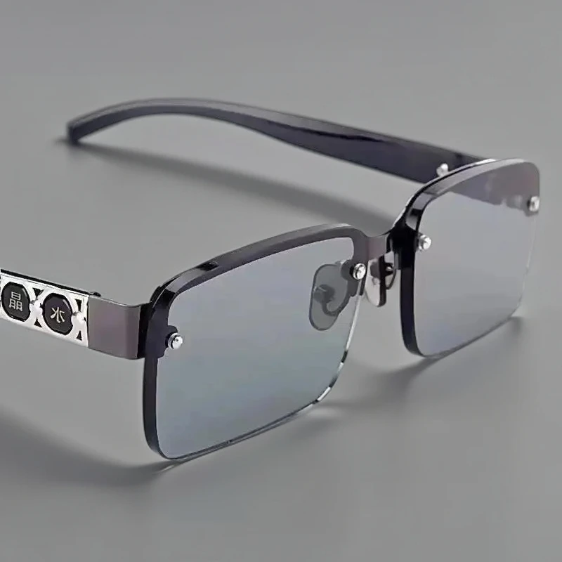 2025新款自动变焦看近看远时尚老花镜中老年看手机高清护目防蓝光