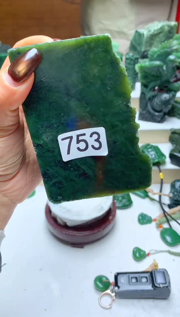 未镶嵌和田玉摆件1