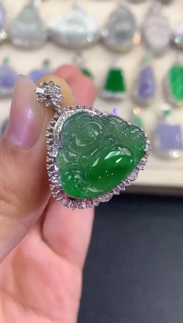 【闪购商品】翡翠吊坠(不含链)18K金镶嵌 B113