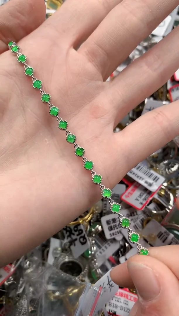 银S925镶嵌戒指翡翠111           9