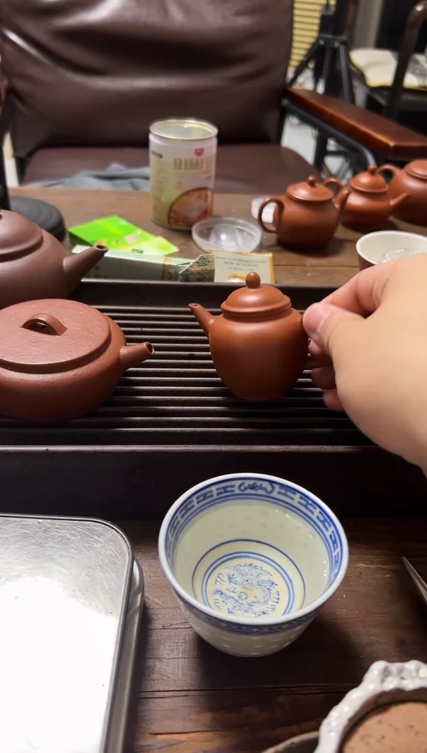 茶壶紫砂息***?红泥六方小水平