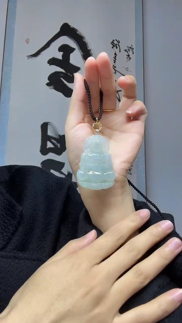 颈饰未镶嵌翡翠观音