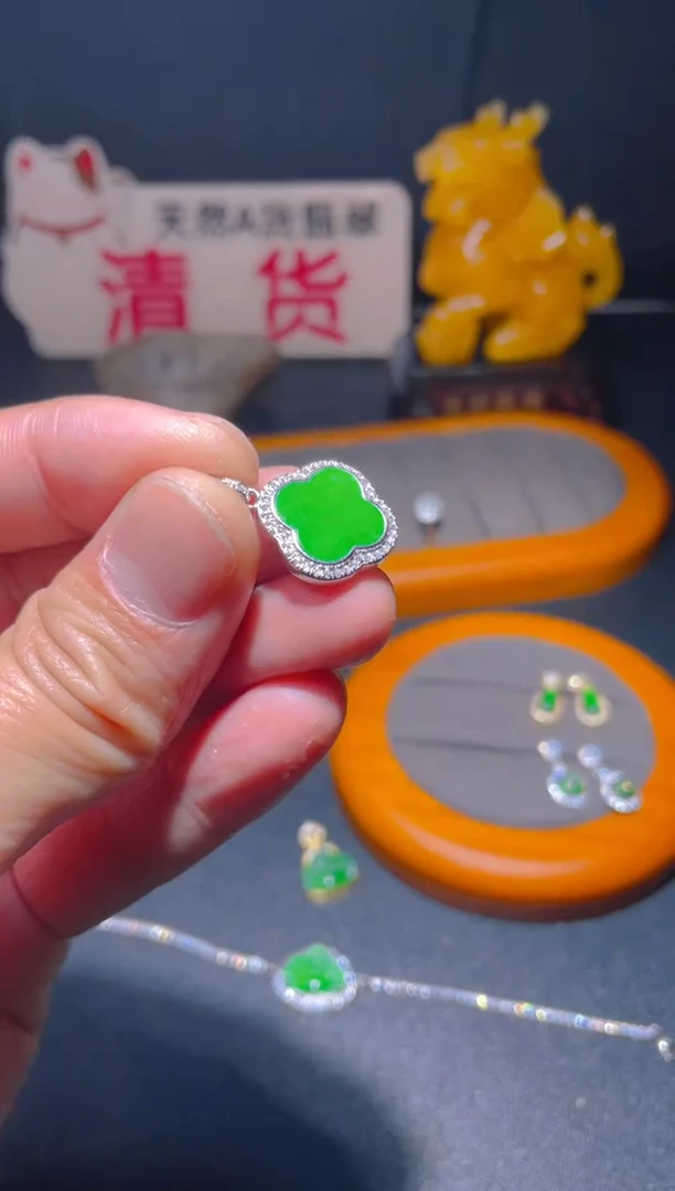 【闪购商品】翡翠耳饰未镶嵌翡翠