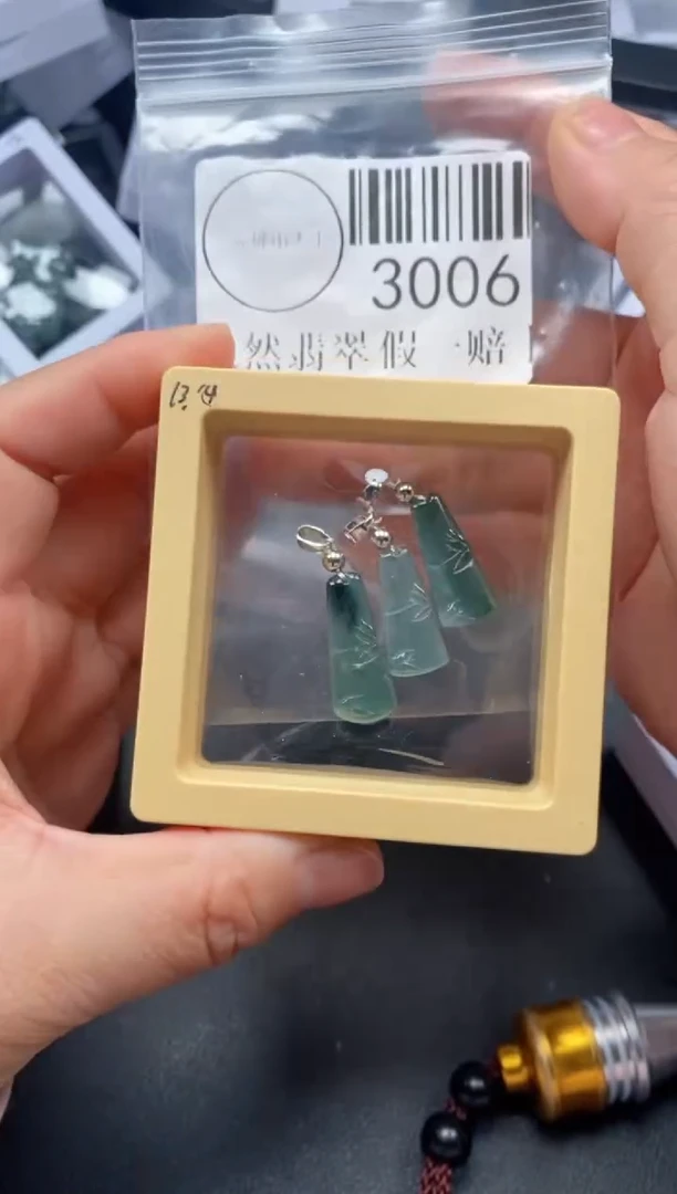 吊坠(不含链)未镶嵌翡翠3006