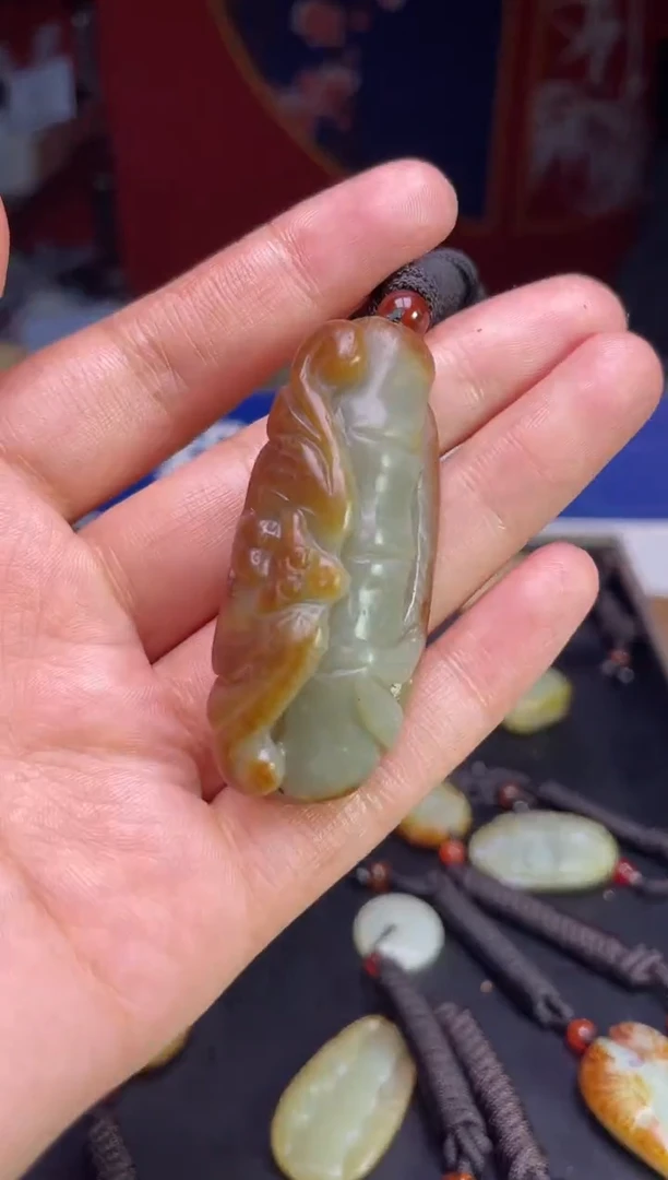 颈饰未镶嵌和田玉123