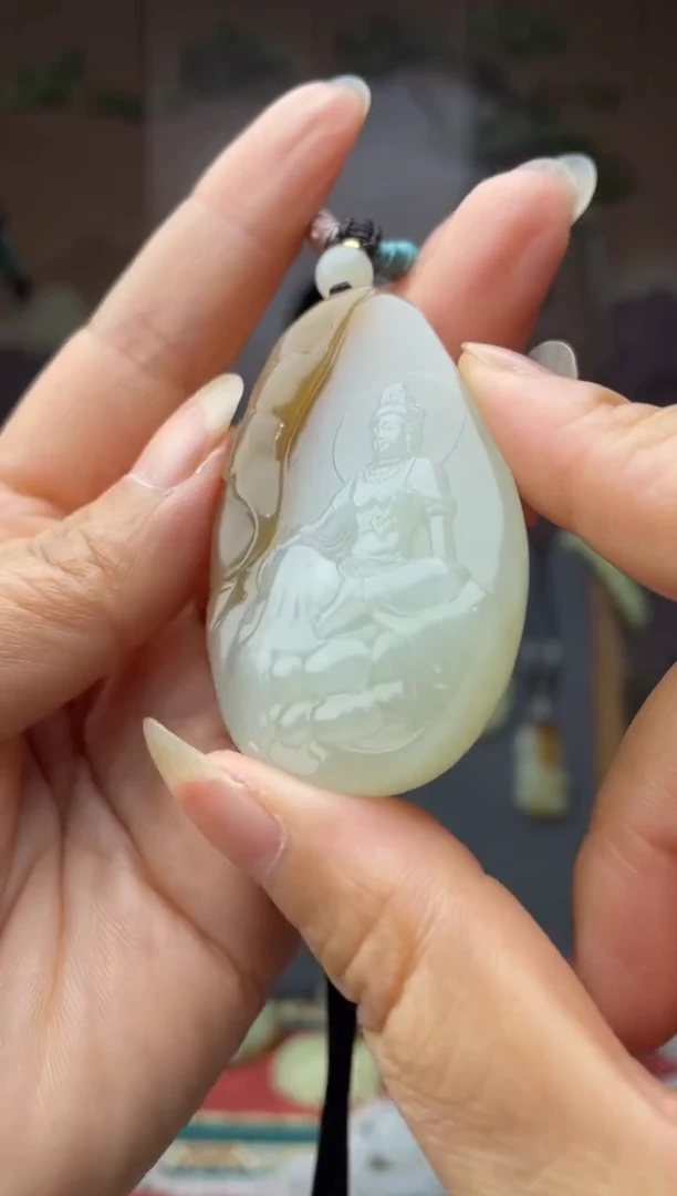 颈饰未镶嵌和田玉拍一发一