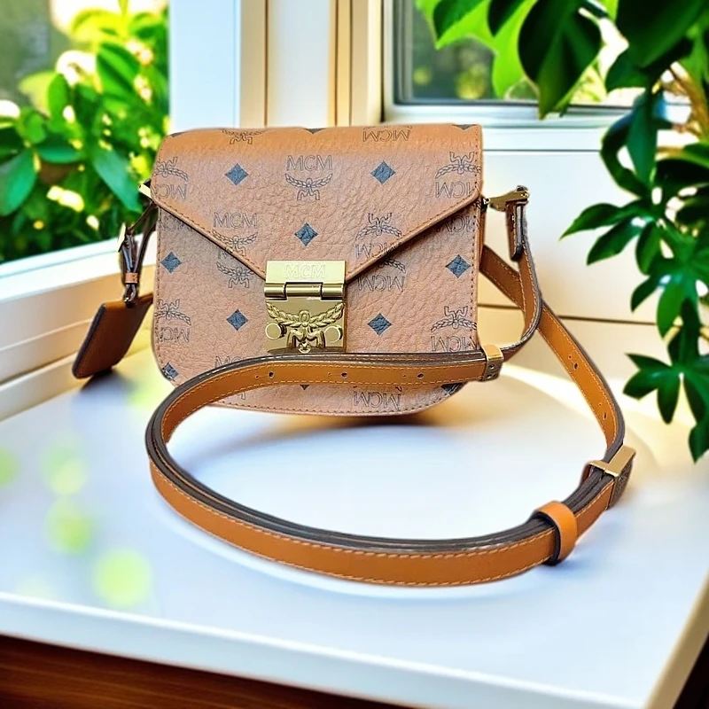 95新 MCM 干邑色马鞍包 1216 8547