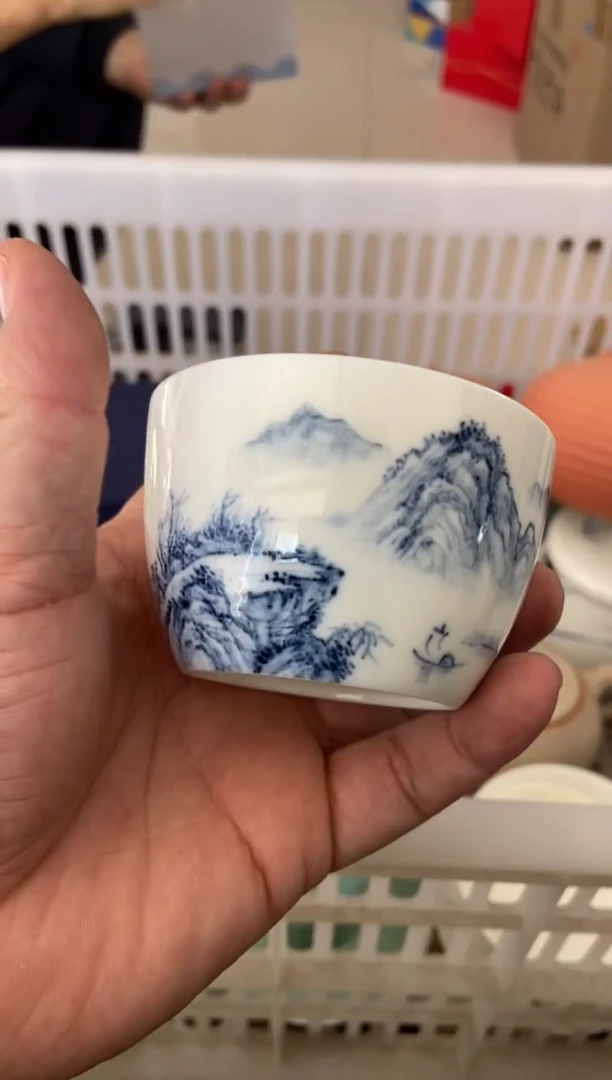 杯无运费险有瑕疵的摄影的产品有使用过的痕迹有点脏介意勿拍