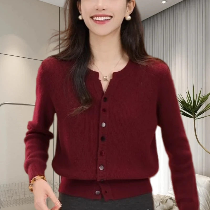 高档优雅气质针织衫2024年秋冬新款时尚洋气遮肉显瘦小众打底上衣