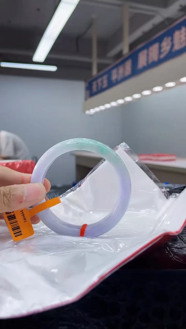 未镶嵌手镯翡翠  9