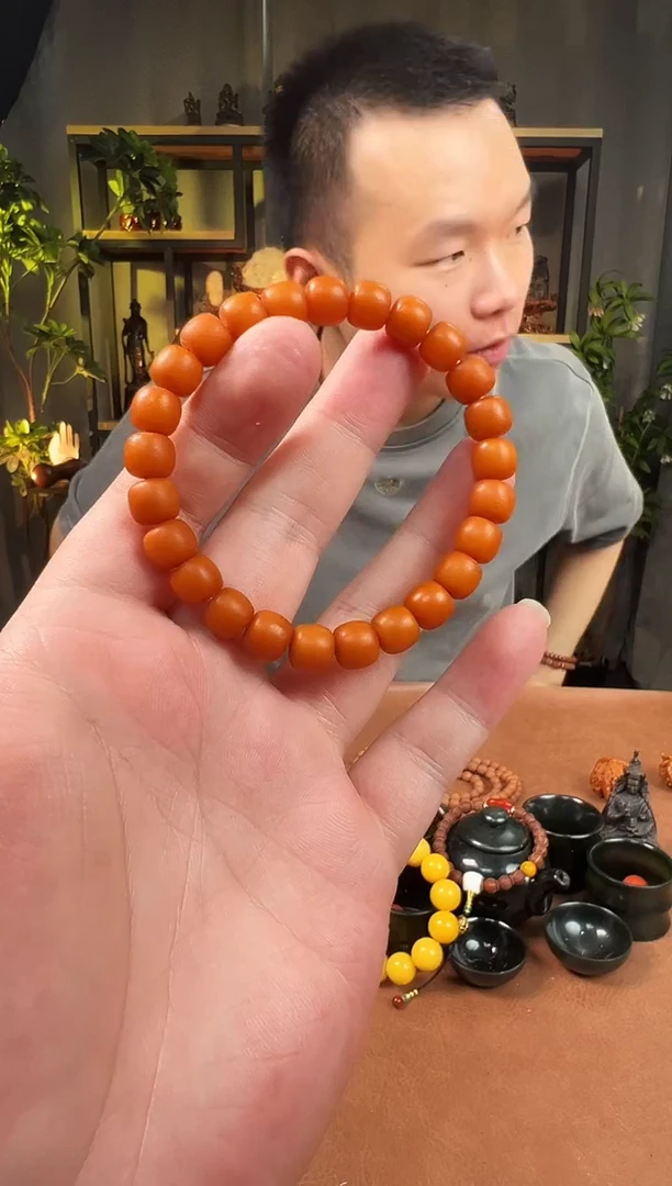 手串蜜蜡未镶嵌9+老蜡串